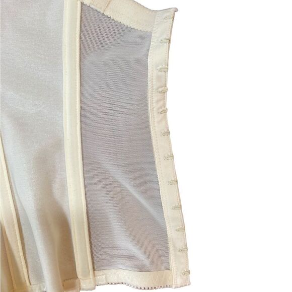 Dominique Apparel Juliet Underwire Ivory Bustier, Size 32B, NWT - Picture 6 of 7
